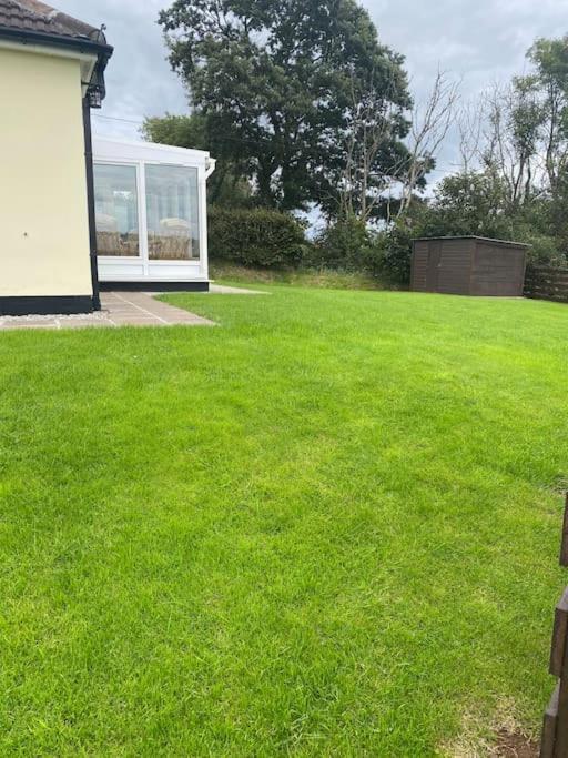 Bungalow In Pillaton Saltash Extérieur photo
