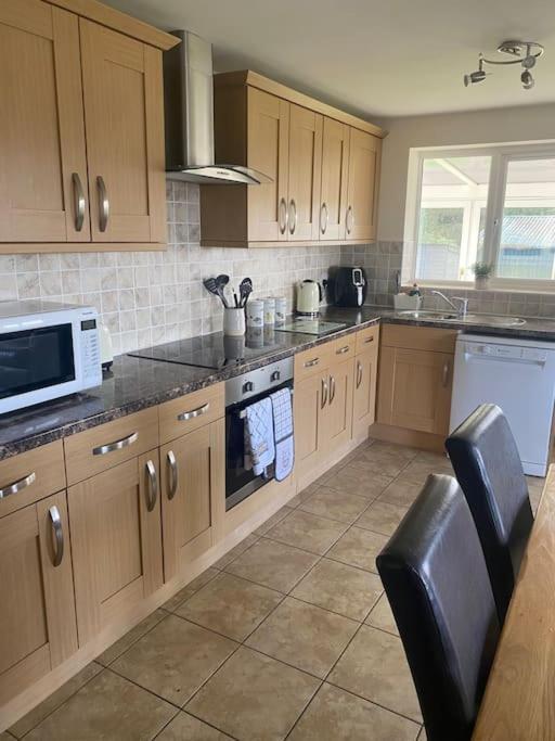 Bungalow In Pillaton Saltash Extérieur photo